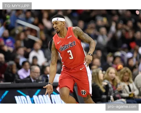 布拉德利·比尔单打效率提升显著拉开球队关键得分差距