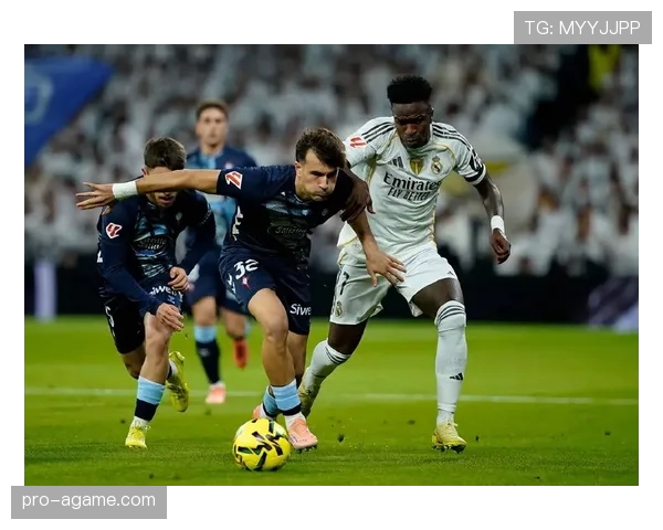 皇马中锋短缺问题在赛季后半段显现，对球队进攻体系稳定性带来考验。